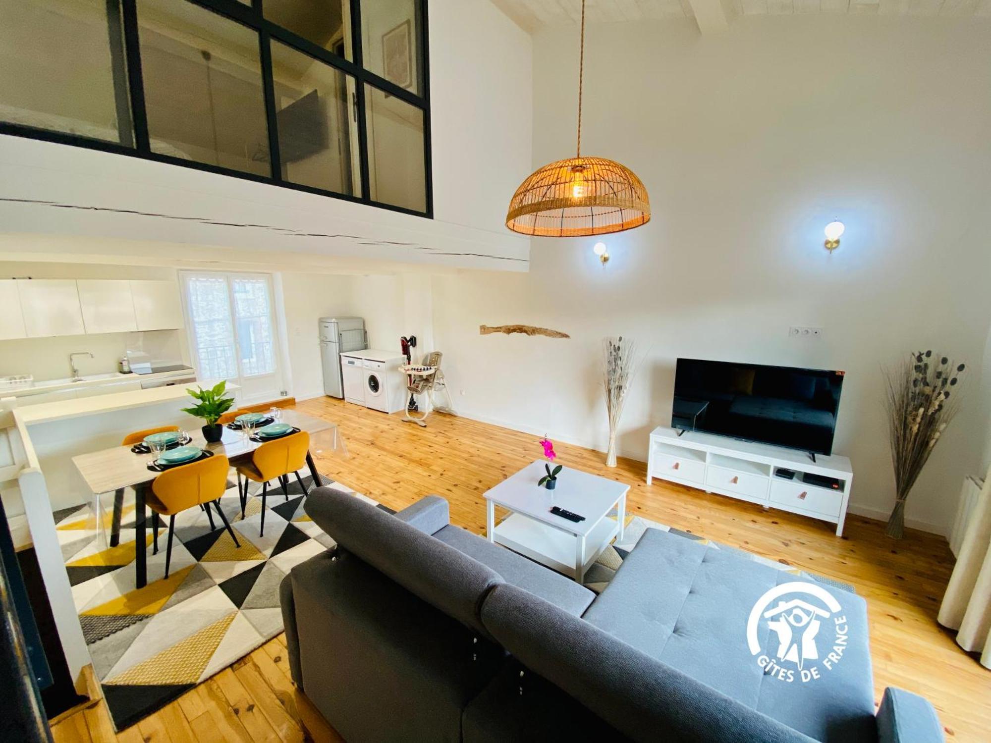 Loft Cocon Climatise - Imprenable Vue Sur Le Chateau Comtal Carcassonne Exterior photo